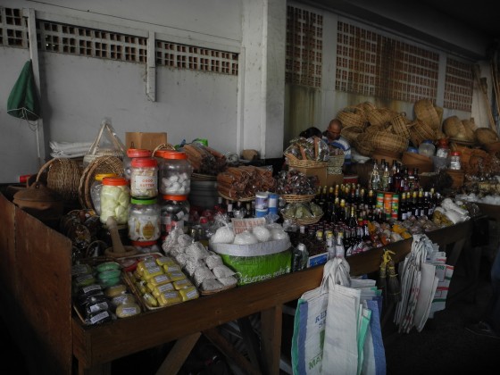 Market place in Saint Lucia selling lansan resin (credit: Jenny Daltry/FFI)